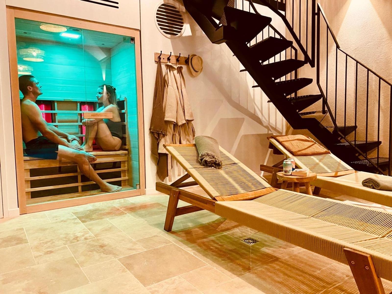 Le Domaine De Soani - Piscine Interieure, Jacuzzis & Sauna Adult Only Saint-Évarzec Exteriér fotografie