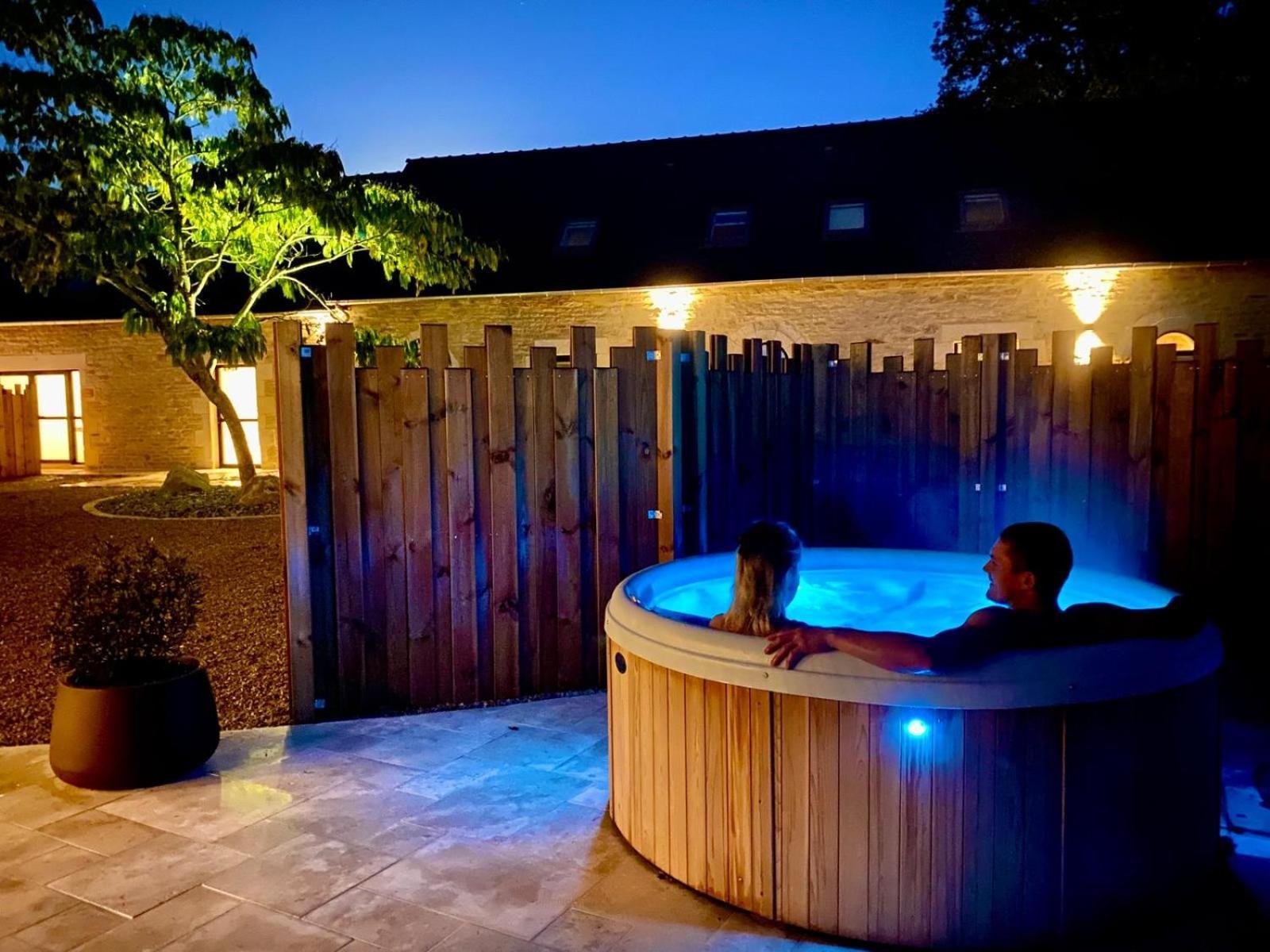 Le Domaine De Soani - Piscine Interieure, Jacuzzis & Sauna Adult Only Saint-Évarzec Exteriér fotografie
